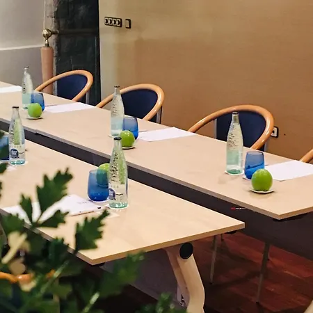 Western Mediterraneo فندق كاستيلديفيلس