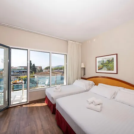Western Mediterraneo Hotel Castelldefels